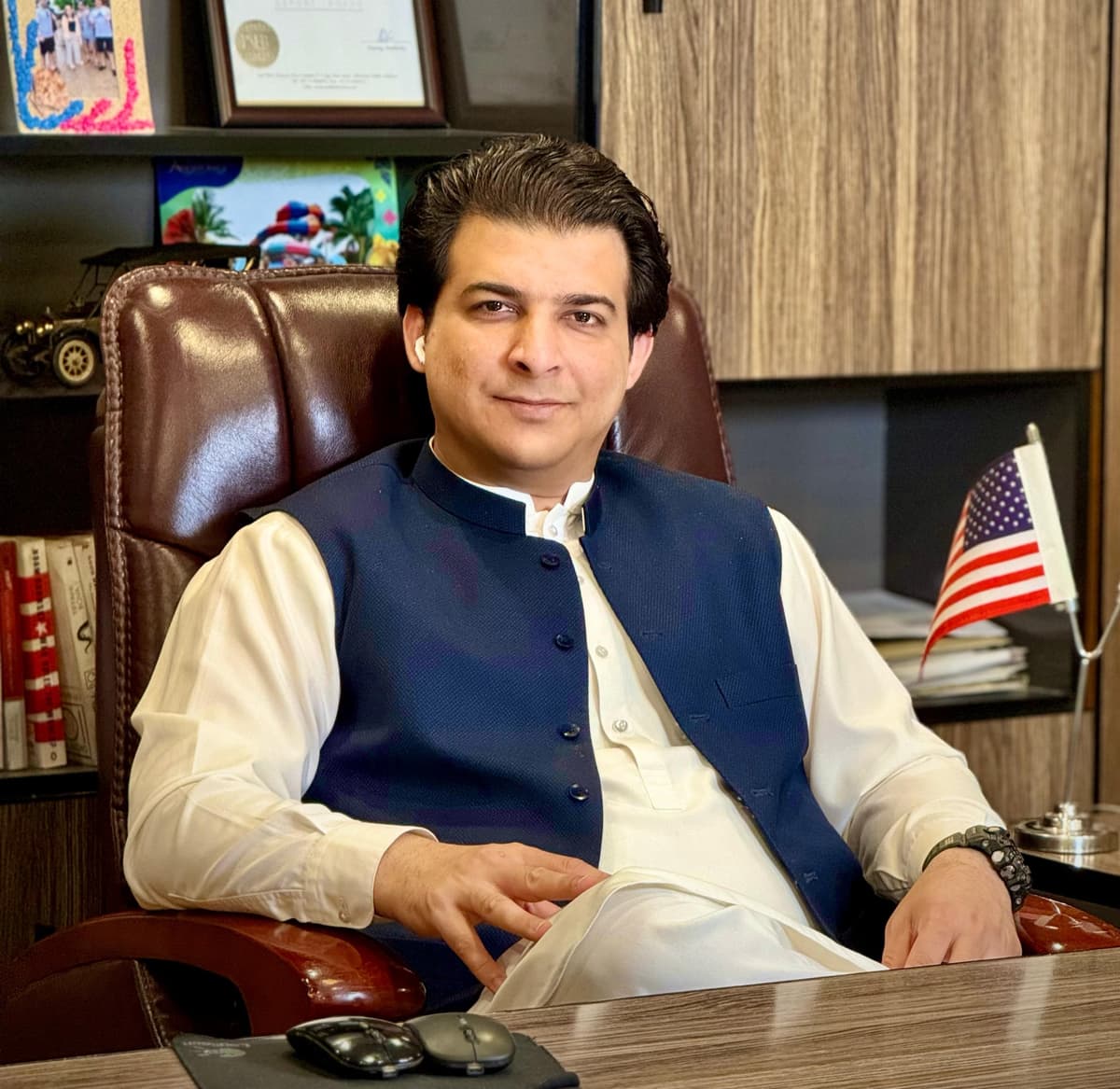 CEO Image
